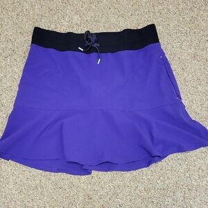 Title nine Skater Mini Skort Athletic, Womens Sz Medium, Zippered Pockets Purple